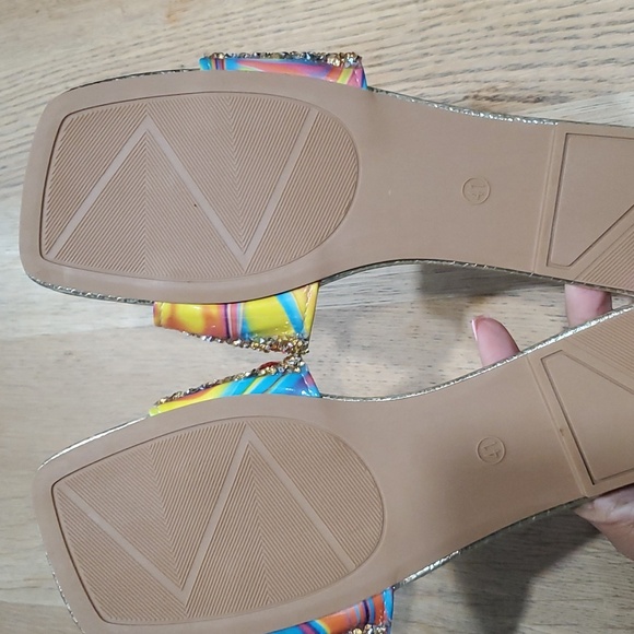 NEVER WORN COLORFUL RHINESTONES SLIDES - Picture 3 of 3